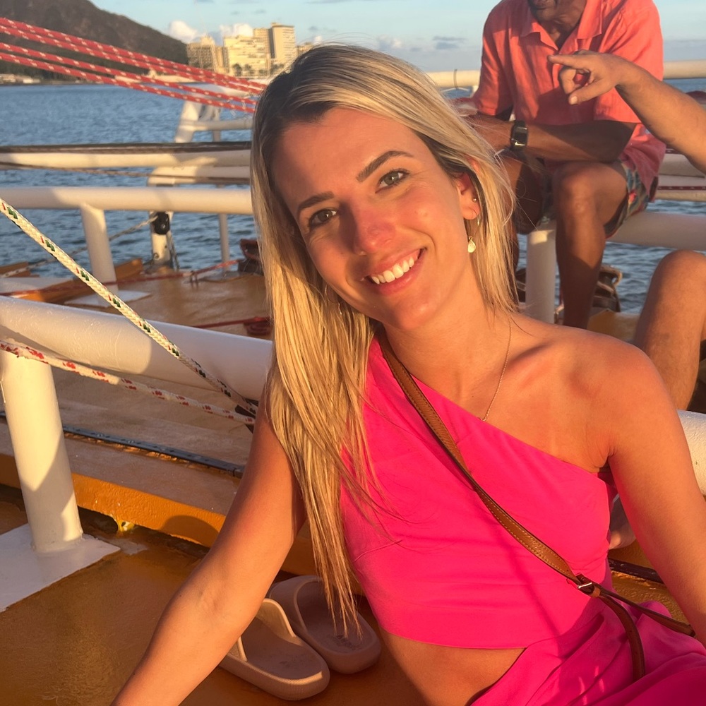 Meet your Posher, Emily
